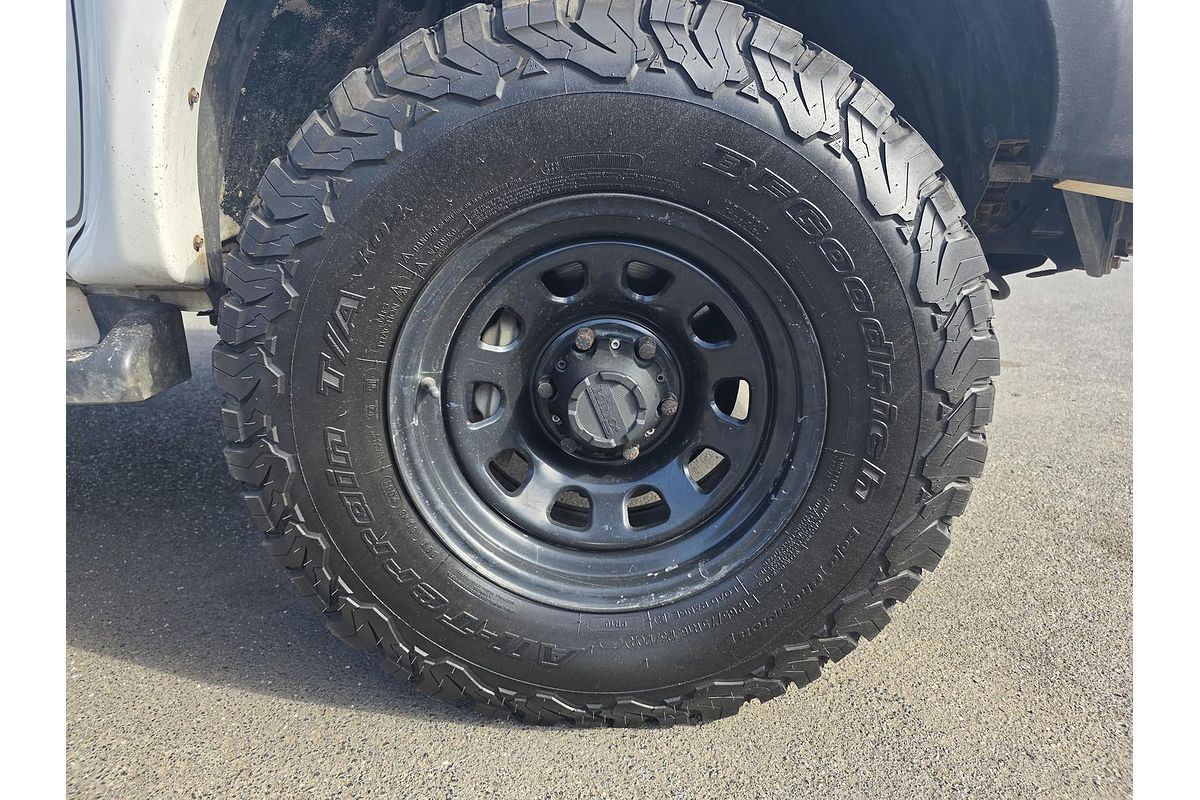 2013 Toyota Hilux SR KUN26R 4X4