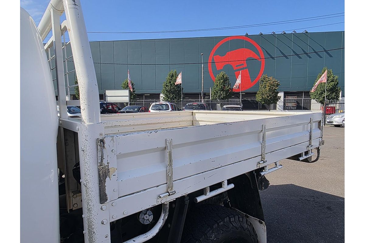 2013 Toyota Hilux SR KUN26R 4X4
