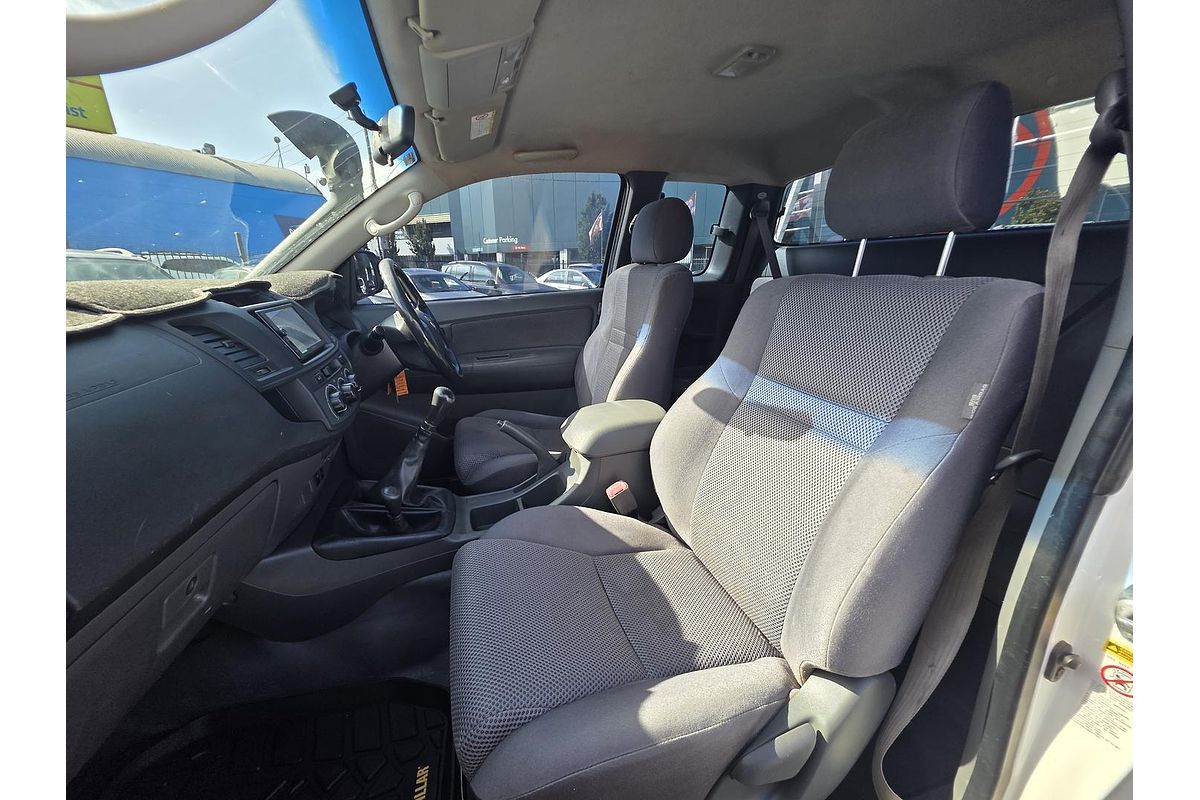 2013 Toyota Hilux SR KUN26R 4X4
