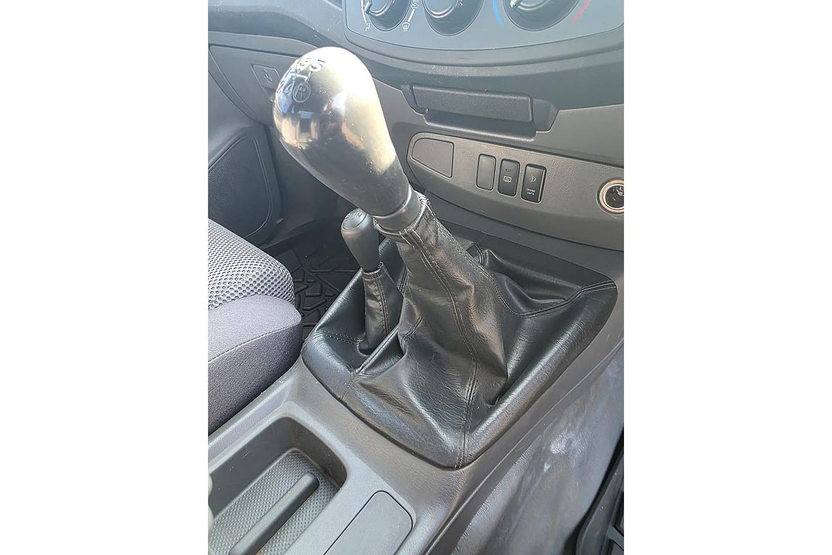 2013 Toyota Hilux SR KUN26R 4X4