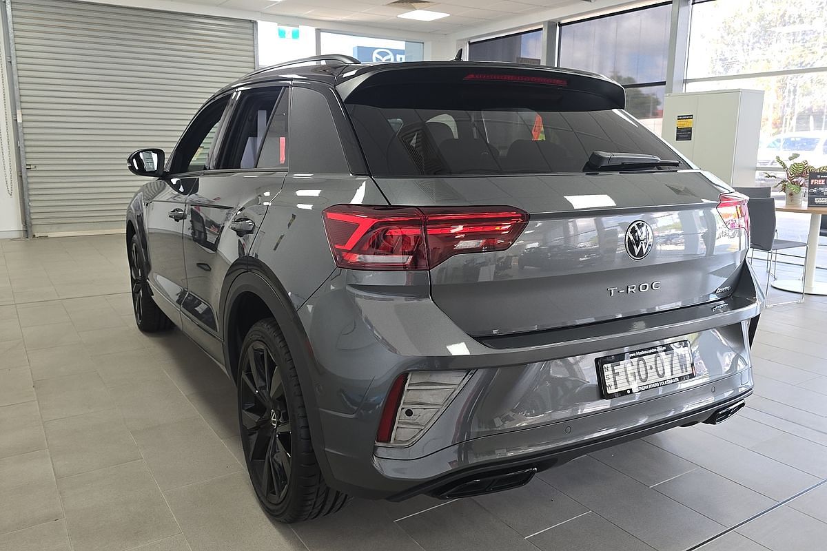 2023 Volkswagen T-Roc 140TSI R-Line D11