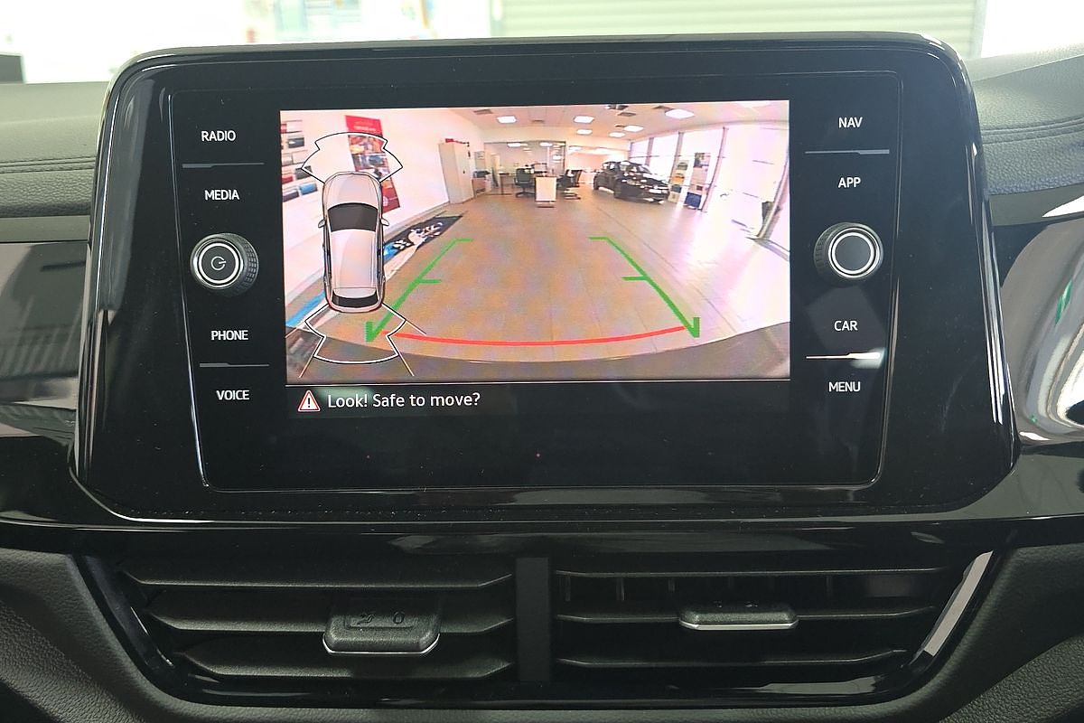 2023 Volkswagen T-Roc 140TSI R-Line D11