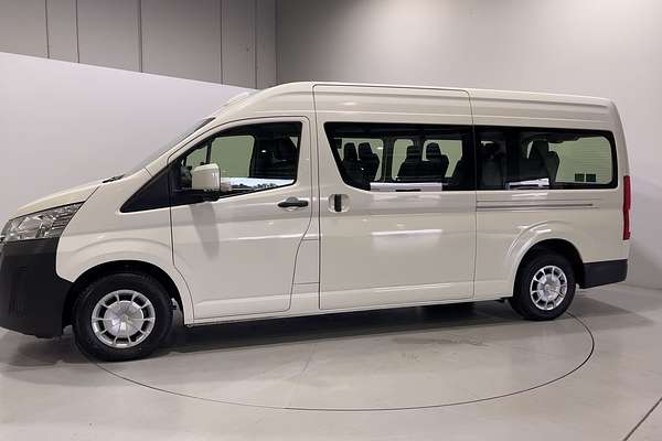 2022 Toyota Hiace Commuter GDH322R