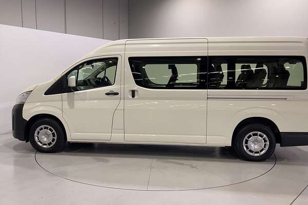 2022 Toyota Hiace Commuter GDH322R