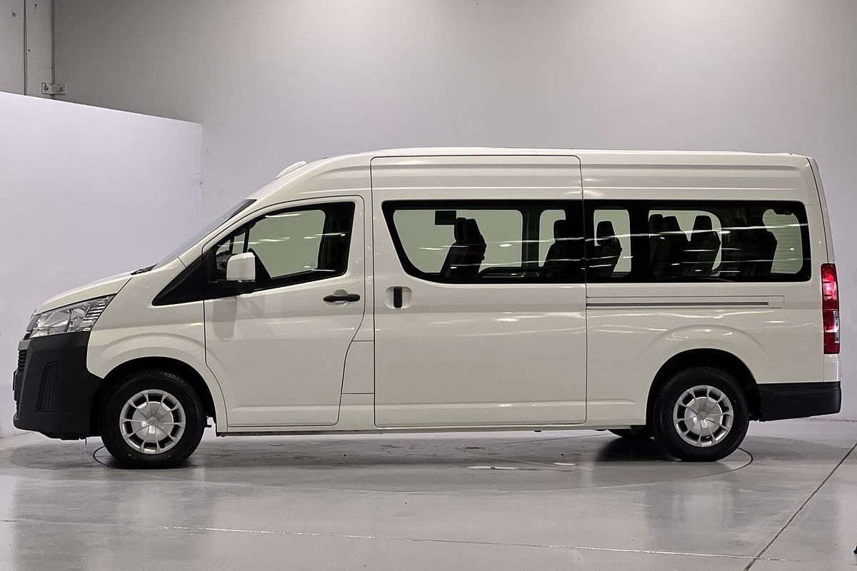 2022 Toyota Hiace Commuter GDH322R