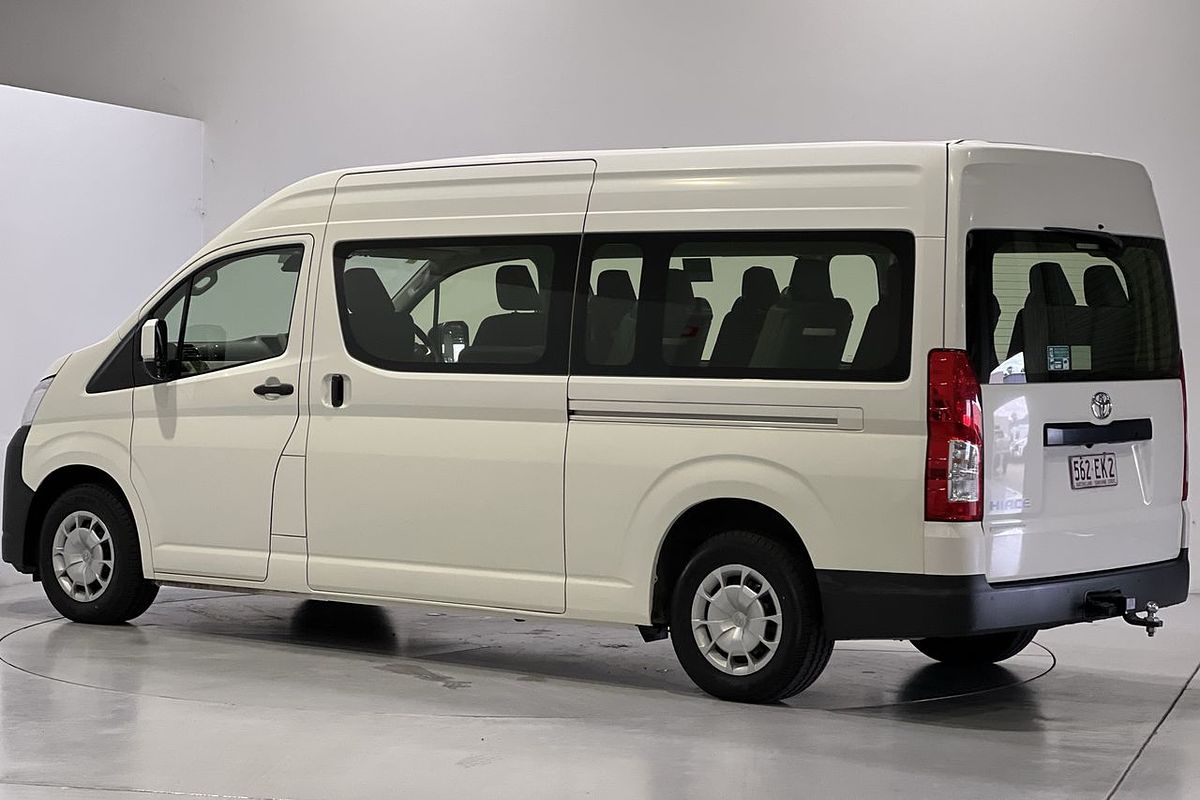 2022 Toyota Hiace Commuter GDH322R