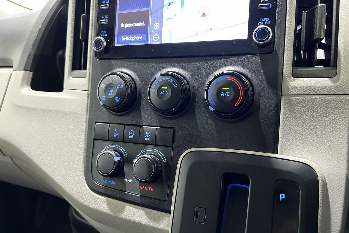 2022 Toyota Hiace Commuter GDH322R