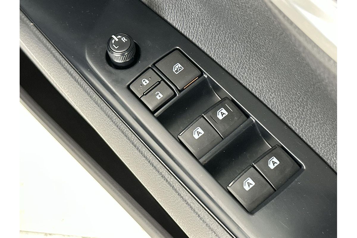 2019 Toyota Camry Ascent ASV70R