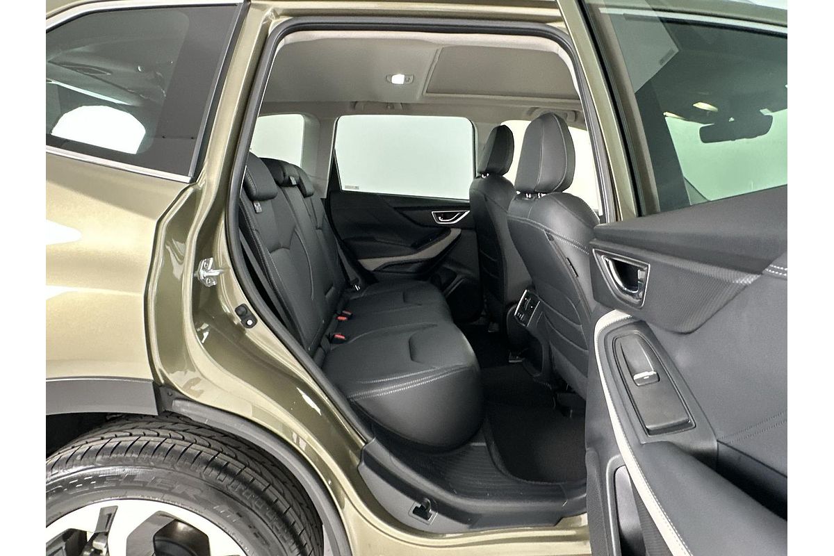 2023 Subaru Forester 2.5i-S S5