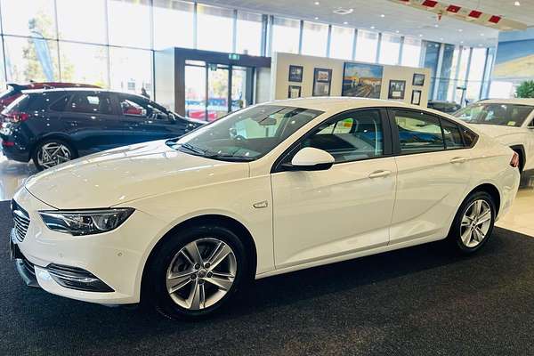 2020 Holden Commodore LT ZB