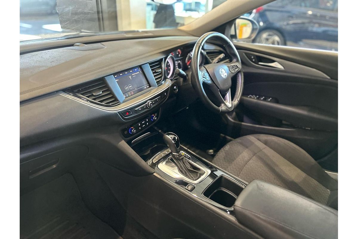 2020 Holden Commodore LT ZB
