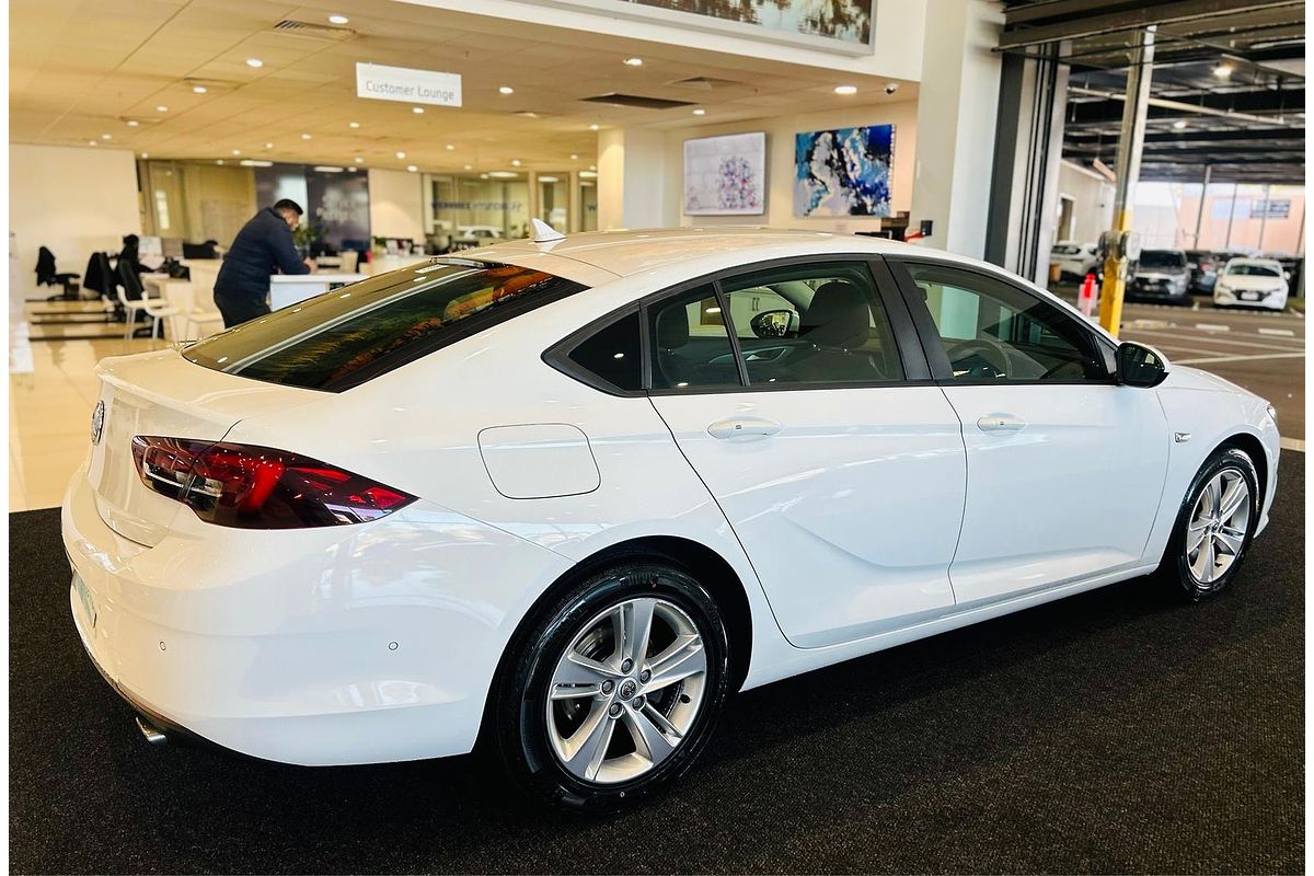 2020 Holden Commodore LT ZB