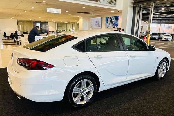 2020 Holden Commodore LT ZB