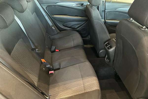 2020 Holden Commodore LT ZB
