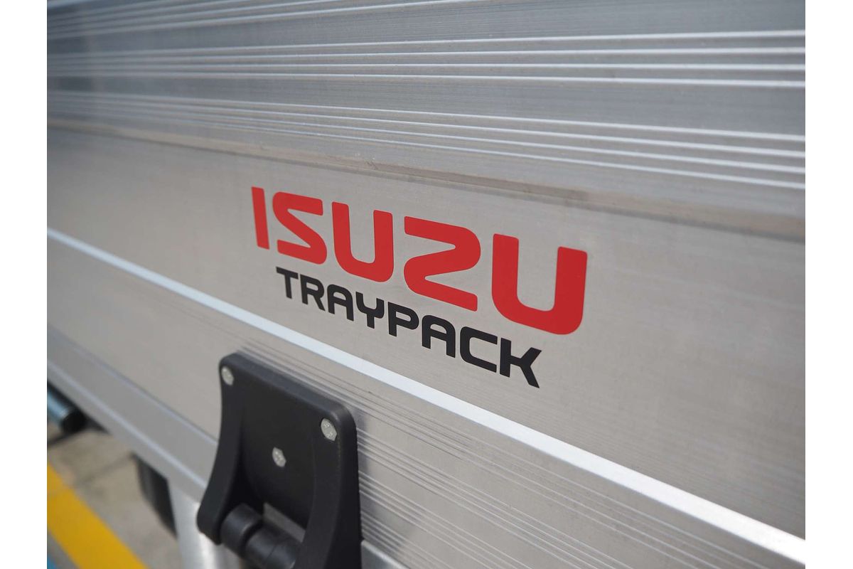 2025 Isuzu NLR 45-150 AMT MWB Traypack NO ADBLUE  4x2