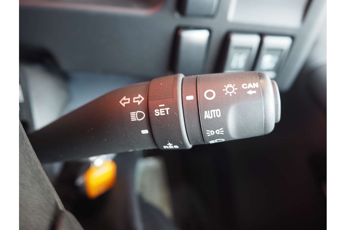 2025 Isuzu NLR 45-150 AMT MWB Traypack NO ADBLUE  4x2