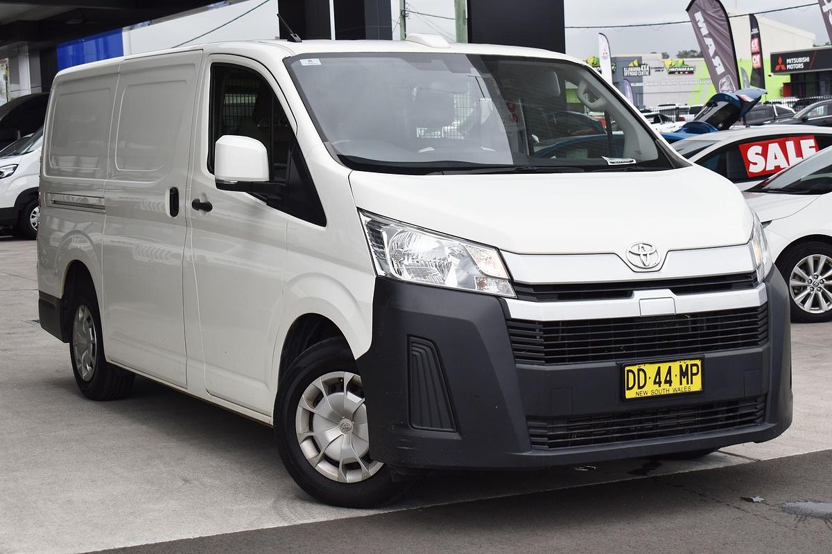 2022 Toyota Hiace GDH300R LWB