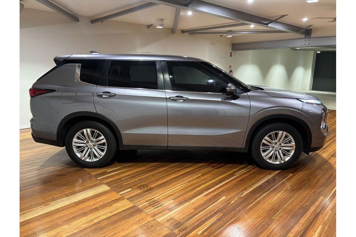 2021 Mitsubishi Outlander ES ZL