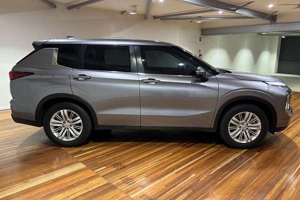 2021 Mitsubishi Outlander ES ZL