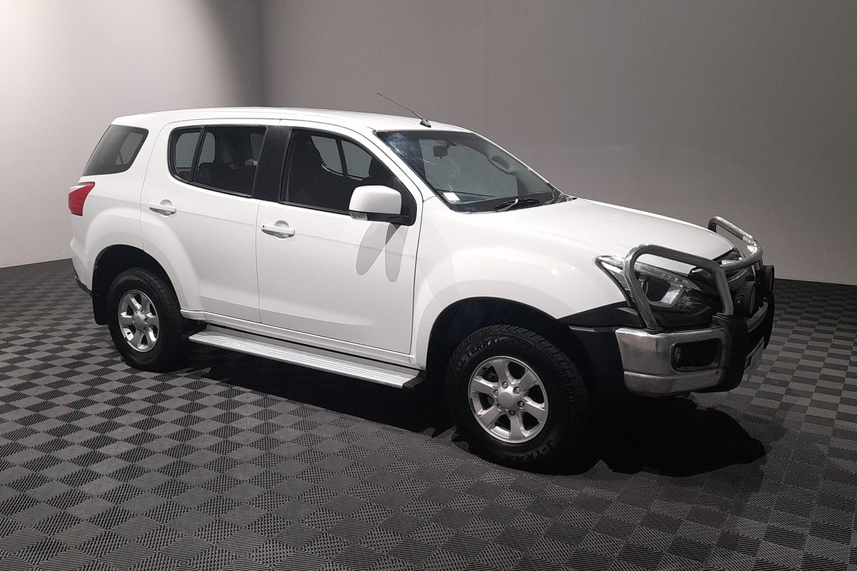 2020 Isuzu MU-X LS-M