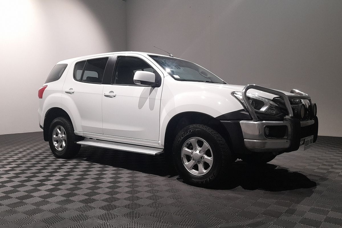 2020 Isuzu MU-X LS-M