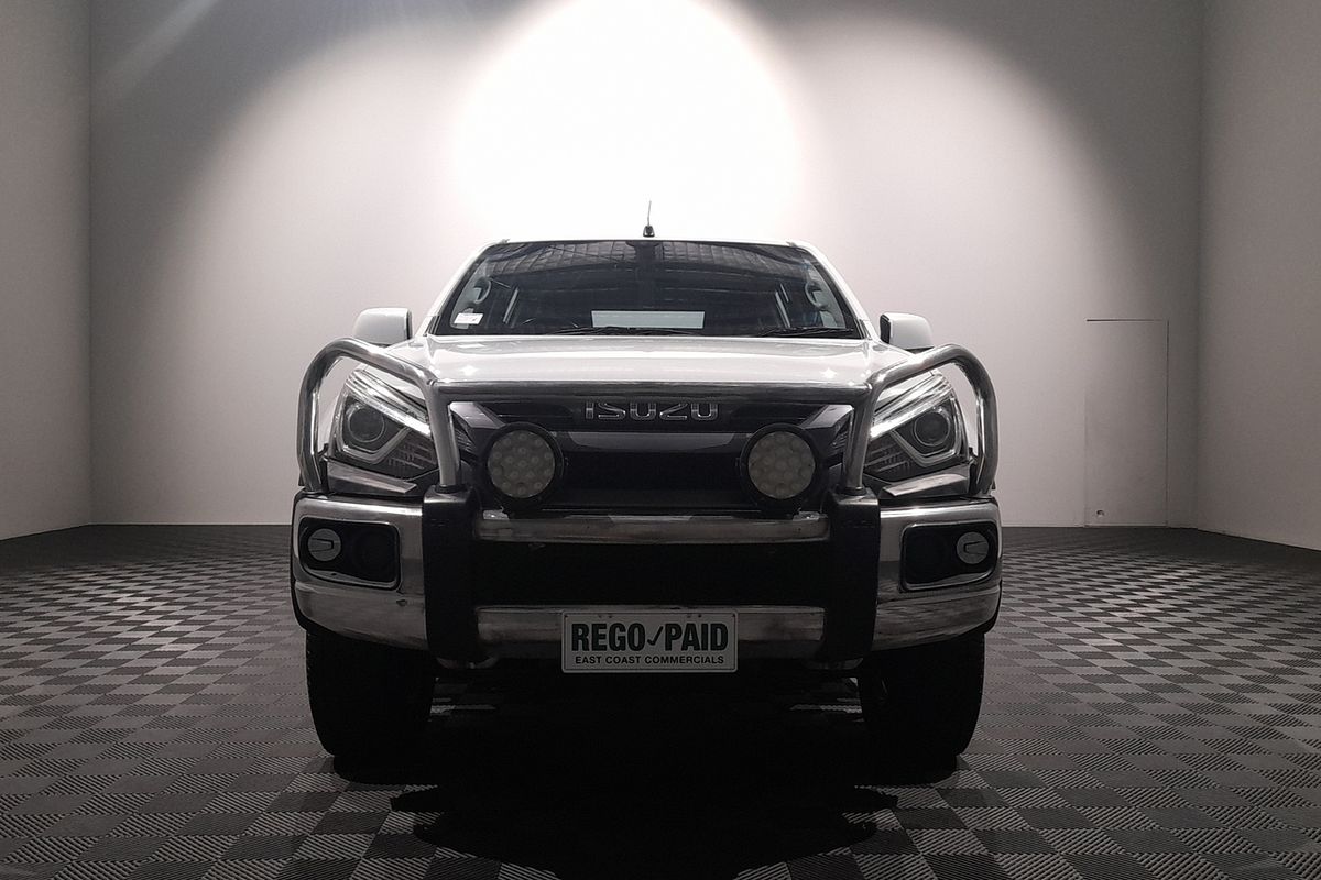 2020 Isuzu MU-X LS-M
