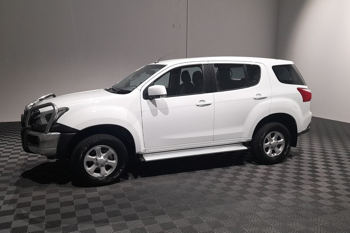 2020 Isuzu MU-X LS-M