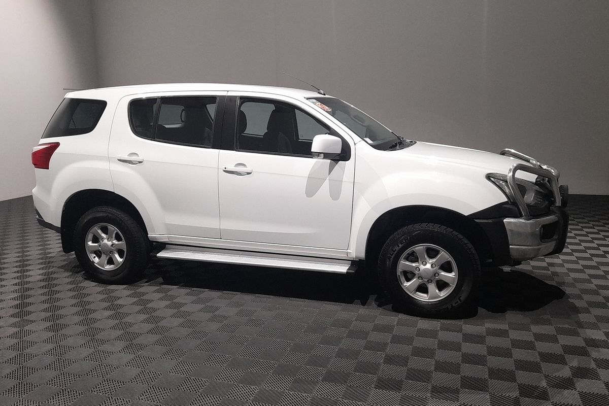 2020 Isuzu MU-X LS-M