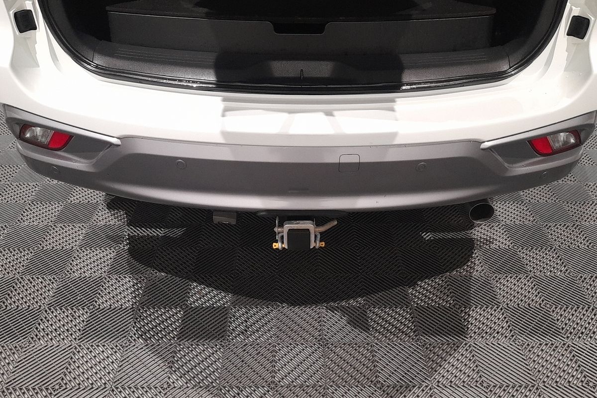 2020 Isuzu MU-X LS-M