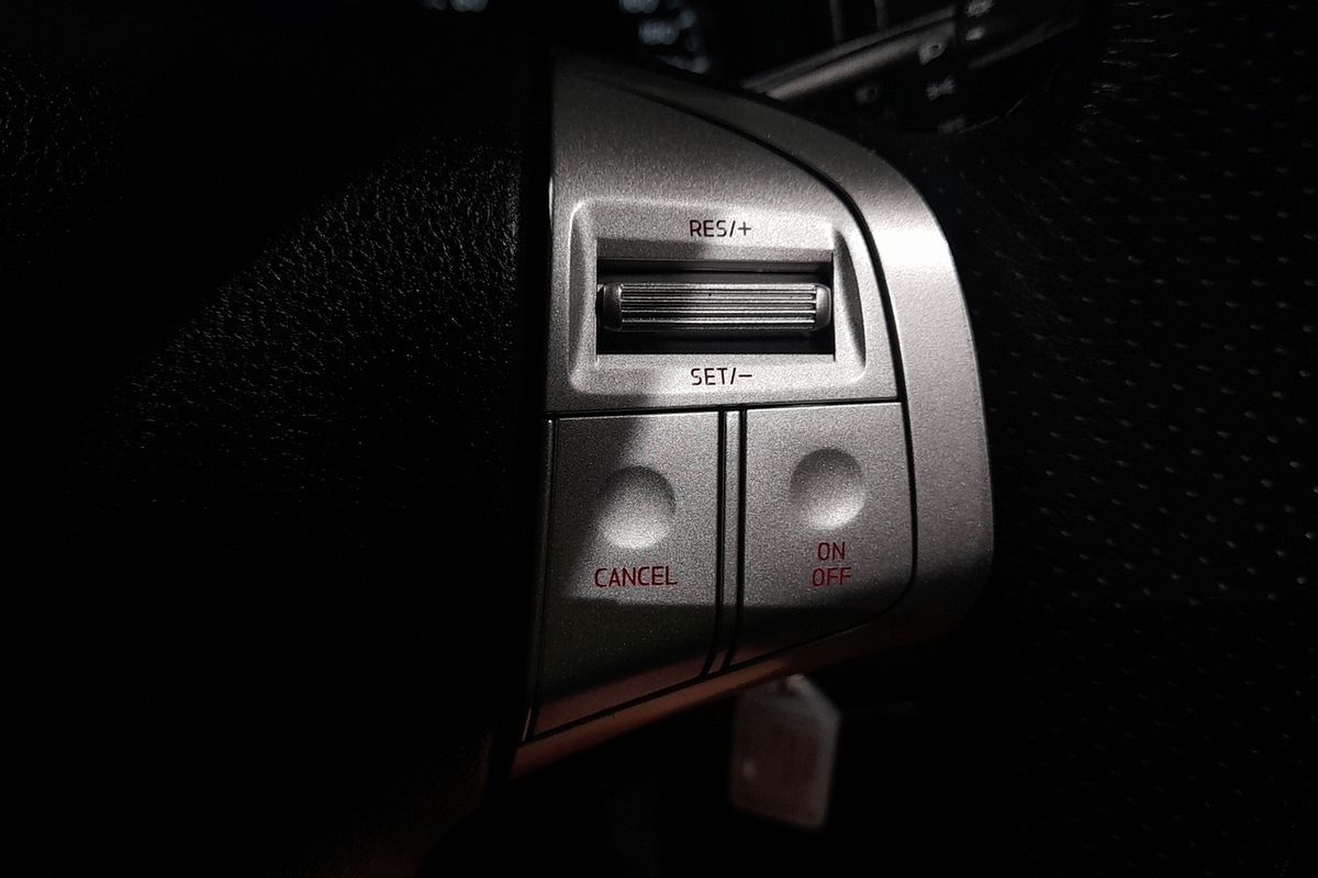 2020 Isuzu MU-X LS-M