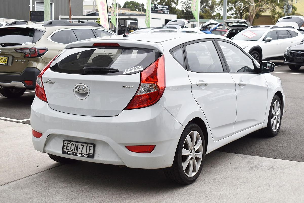 2019 Hyundai Accent Sport RB6
