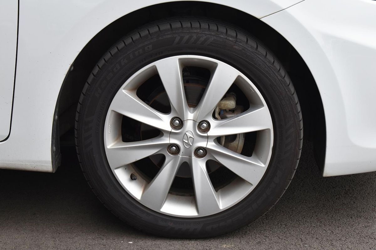 2019 Hyundai Accent Sport RB6