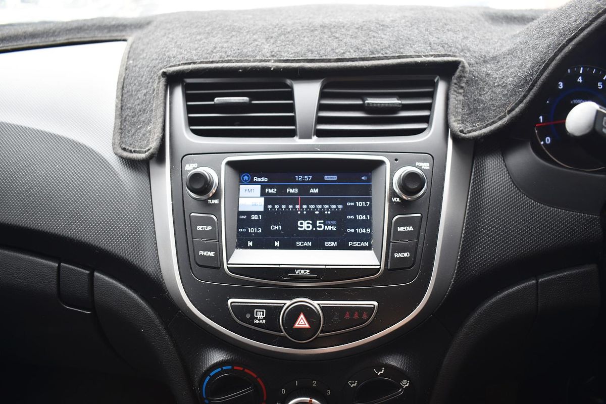 2019 Hyundai Accent Sport RB6