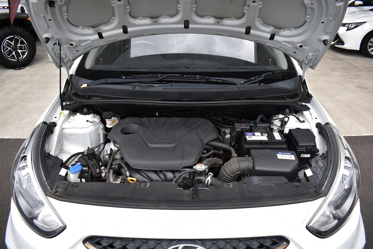 2019 Hyundai Accent Sport RB6