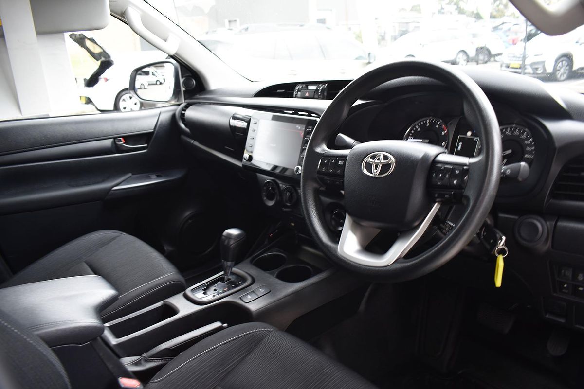 2022 Toyota Hilux SR GUN126R 4X4