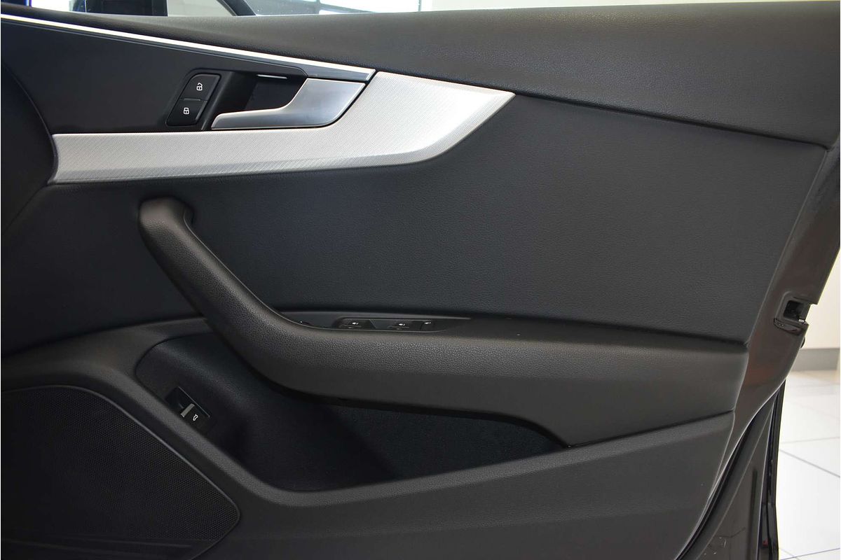 2018 Audi A4 35 TFSI S line B9
