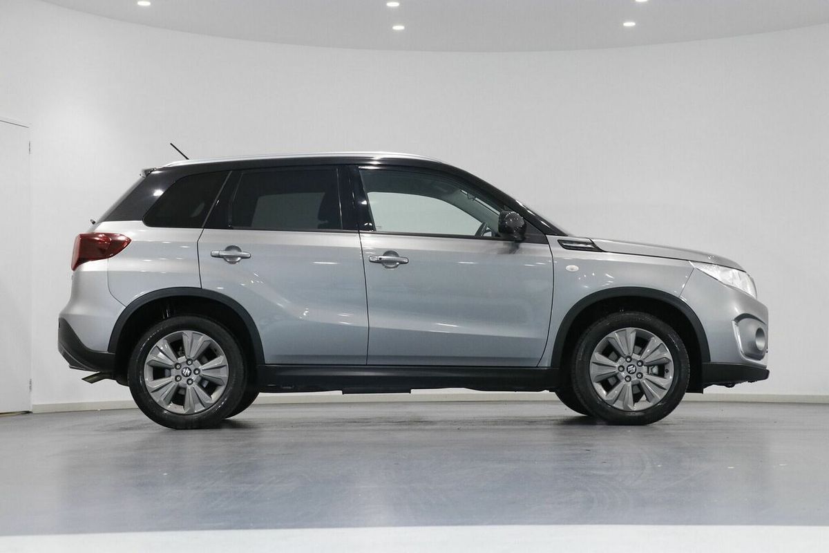 2022 Suzuki Vitara  LY Series II