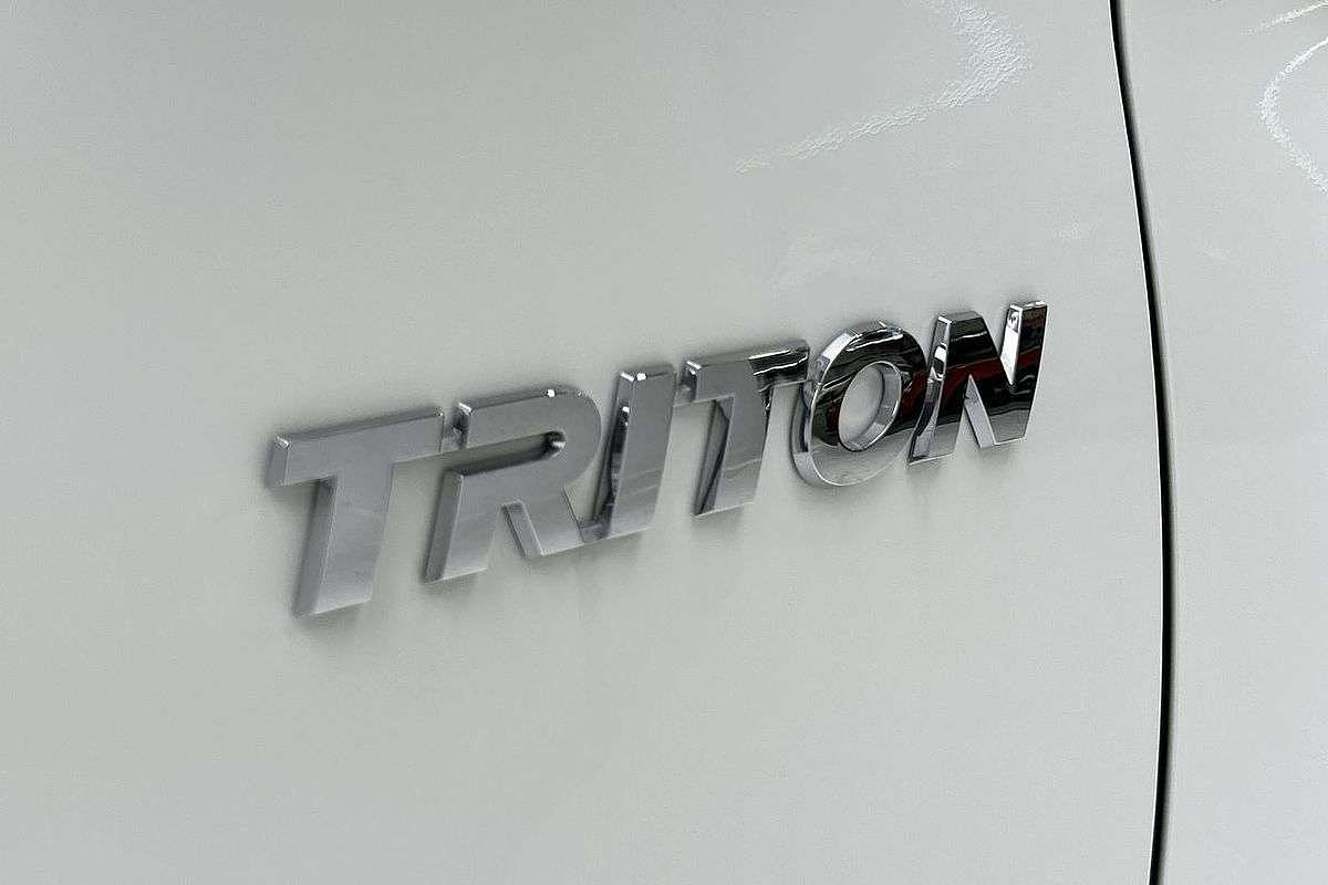 2024 Mitsubishi Triton GLX MR 4X4