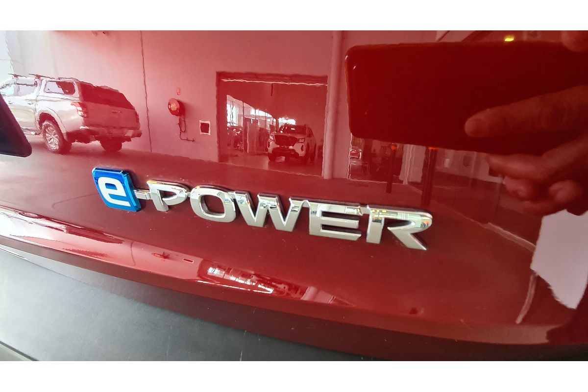 2024 Nissan X-TRAIL ST-L e-POWER T33