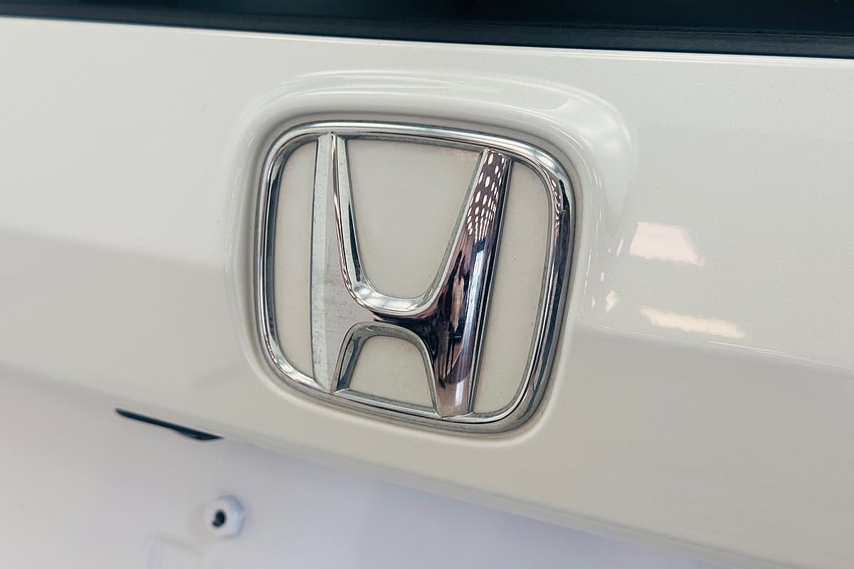 Honda CR-V. 5 Doors Auto VTIX 24