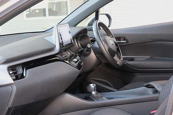 2022 Toyota C-HR GXL NGX10R