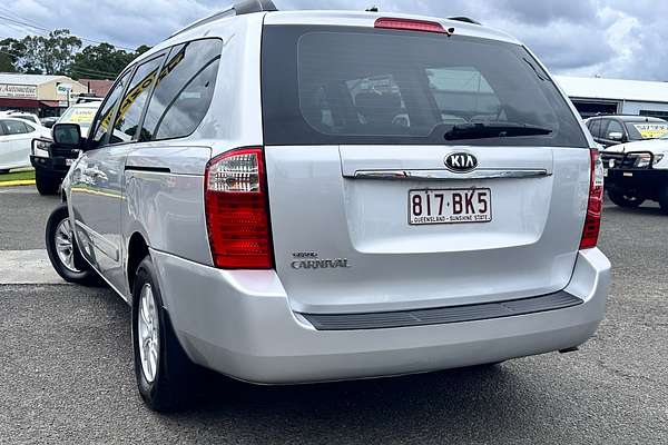 2013 Kia Grand Carnival Si VQ