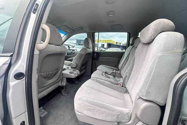 2013 Kia Grand Carnival Si VQ