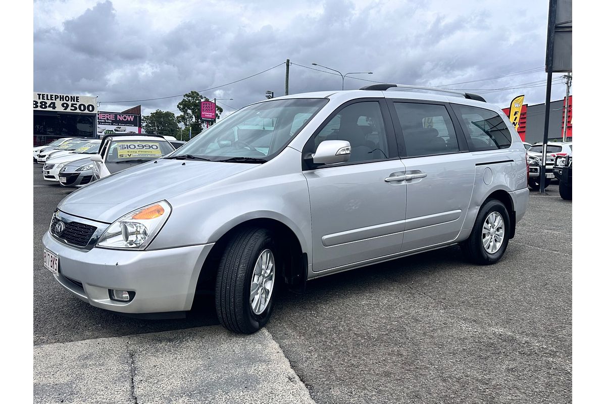 2013 Kia Grand Carnival Si VQ