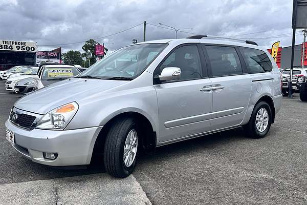 2013 Kia Grand Carnival Si VQ