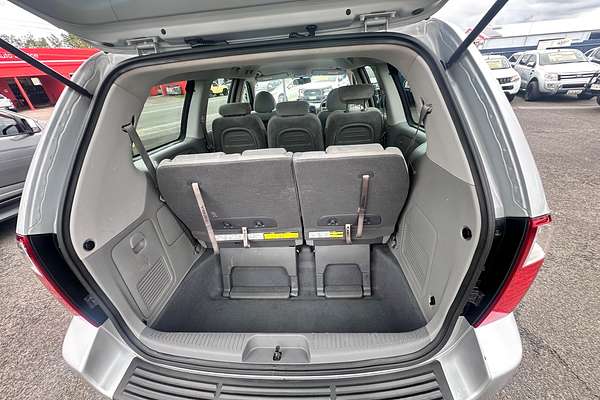 2013 Kia Grand Carnival Si VQ