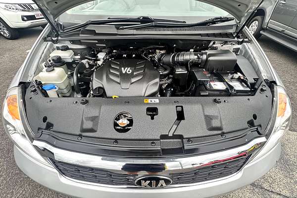 2013 Kia Grand Carnival Si VQ