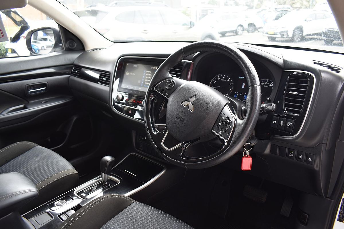 2021 Mitsubishi Outlander ES ZL