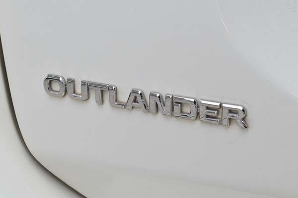 2021 Mitsubishi Outlander ES ZL