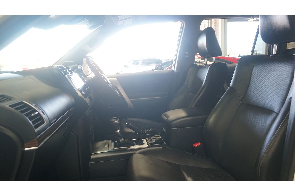 2023 Toyota Landcruiser Prado VX GDJ150R